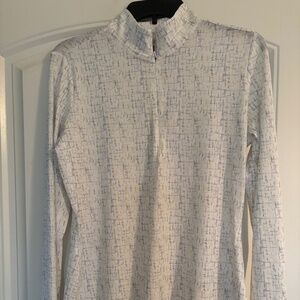 Thin pullover - NWT